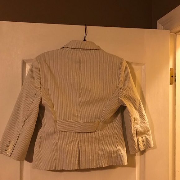 The Limited grey & white seersucker jacket in 6 - Picture 4 of 7